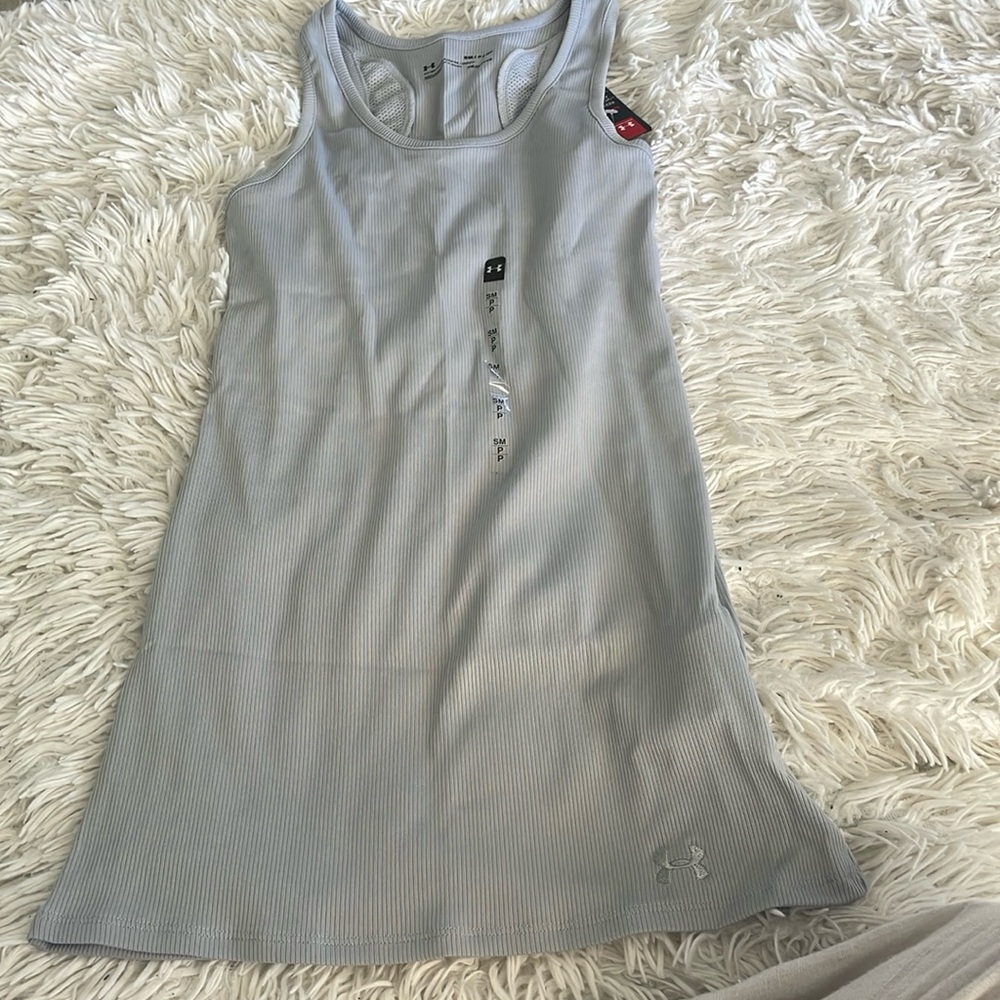 Under Armour victory tank top, mesh back gray small